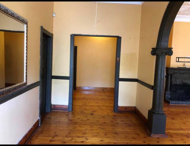 6 BEDROOM HOUSE FOR SALE IN KENSINGTON